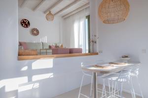 White Cliff Villas Paros