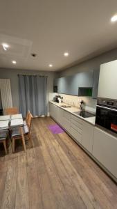 Luxury apartment in Central London- Marylebone station