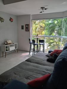 Apartamento na praia da Enseada, Aceita pets