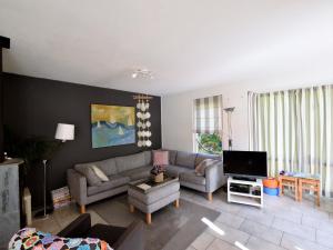 Holiday Home Noordwijk near Beach & Sauna
