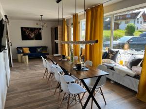 SKI ChaletStyle Designer Ferienwohnung Arber Terrasse Pool Garten Bayrischer Wald Lodges mit Hund