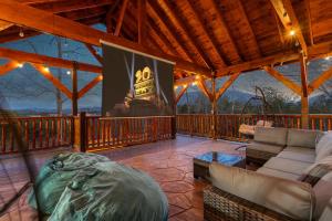 Incredible Smoky Mountain Lodge