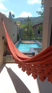 Casa Jade duplex nova com piscina em Mariscal, Bombinhas