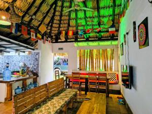 El Leon Feliz Palomino