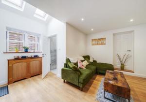 London City Large Two Bedroom Apartment