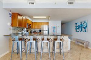 Pelican Beach Resort 504