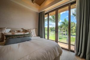Luxury Guesthouse Villa with Golf Cart - Casa de Campo