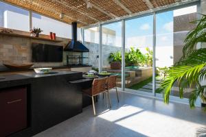 Condomínio BARRA GARDEN