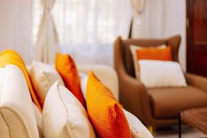 Sorana Best Homes- Fast Wi-Fi ,Workspace, Opp Mall