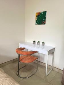 Beachfront Cabin with AC, Starlink, hot water, Nature Paradise