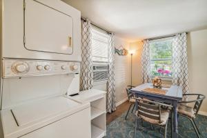 Downtown Bungalow #1