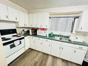 A Quiet and decent 2 Bedroom apartment