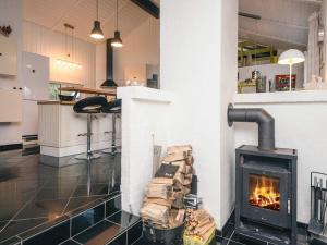 10 person holiday home in Blåvand