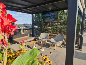Cherry Creek Rooftop Oasis