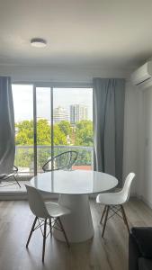 NUEVO !! Hermoso monoambiente de 45mts con balcon y vista abierta