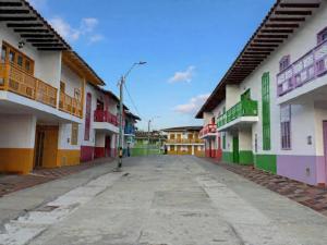 Jerico Poets Balcony House