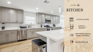 Beautiful 4Bd 3Ba Home with Pool Hot Tub & Cinema