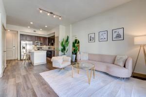 Professionals Downtown Stay