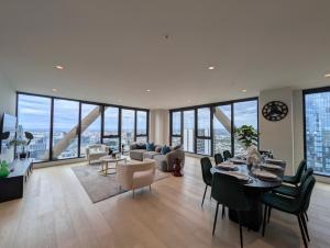 Complete Host Paragon Apartments