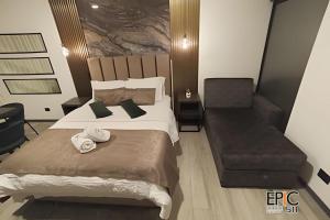 Epic Suite 511 Deluxe Airport