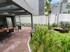 Apartamento à 3 quadras do metrô linha Amarela