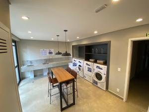 Apartamento à 3 quadras do metrô linha Amarela