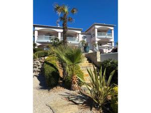 Nice Villa in Budens with pool