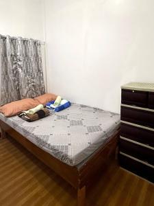 Budget-Friendly Cozy Room Near Burnham Park 306