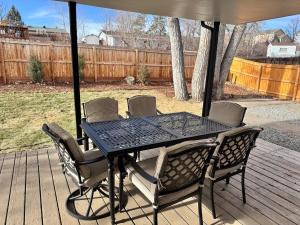 Refined Escape , Stylish, Fully Renovated Home
