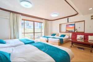 ColorBee Shinjuku Yotsuya Big House