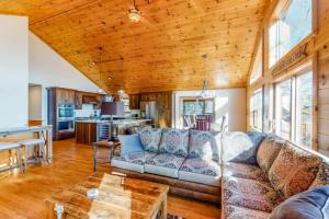 Lakeside Lookout Little Arbor Vitae Lakes