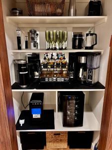 NEW! Boise BaseCamp -Fire Pit -E-Bikes -Greenbelt