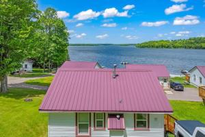 TB6 Thunder Bay Resort Cabin 6