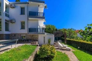 Apartments in Crikvenica 45073