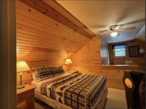 Bayview Resort Sunset Lookout Cabin 6