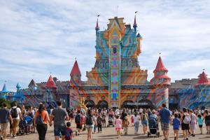 AP 350m da Praia e Beto Carrero Perto