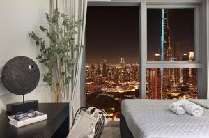 Premium Suite 3 BR 200 degree Views 85-inch TV and Sunset View