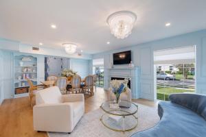 Resort-Style, 3BR and 3BA, Heated Pool & Spa, BBQ