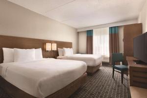 Park Inn by Radisson Brampton, ON