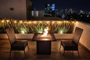 3-Floor Penthouse Private Roof Garden High Speed Wi-Fi 500MB Air-Conditioning Pool & Gym