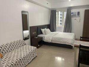 Near MOA - Cozy Staycation 22D