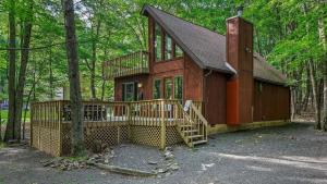 7mins to Skiing Fire Pit Game Table Lake Access Hygge Home by AvantStay