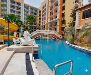 Direct Pool Access - Venetian resort condo Jomtien Beach Pattaya