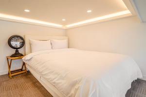 Yeosu Moine Pool Villa