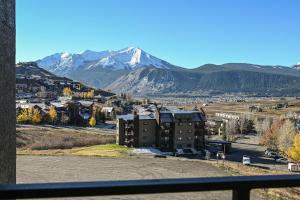 A View Family friendly 2 bed at the Plaza