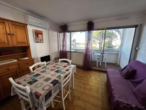 Studio cabine climatisé près de la plage - 4 couchages - FR-1-250-328