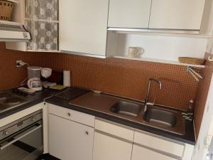 Appartement 4 pers. proche plage St Goustan avec vue port et animaux admis - FR-1-843-59