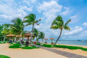 Forest City Luxury Prime Residences