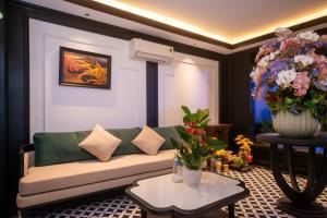 Grand Hotel Gò Vấp