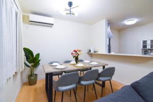 KOKO House-Free Parking-